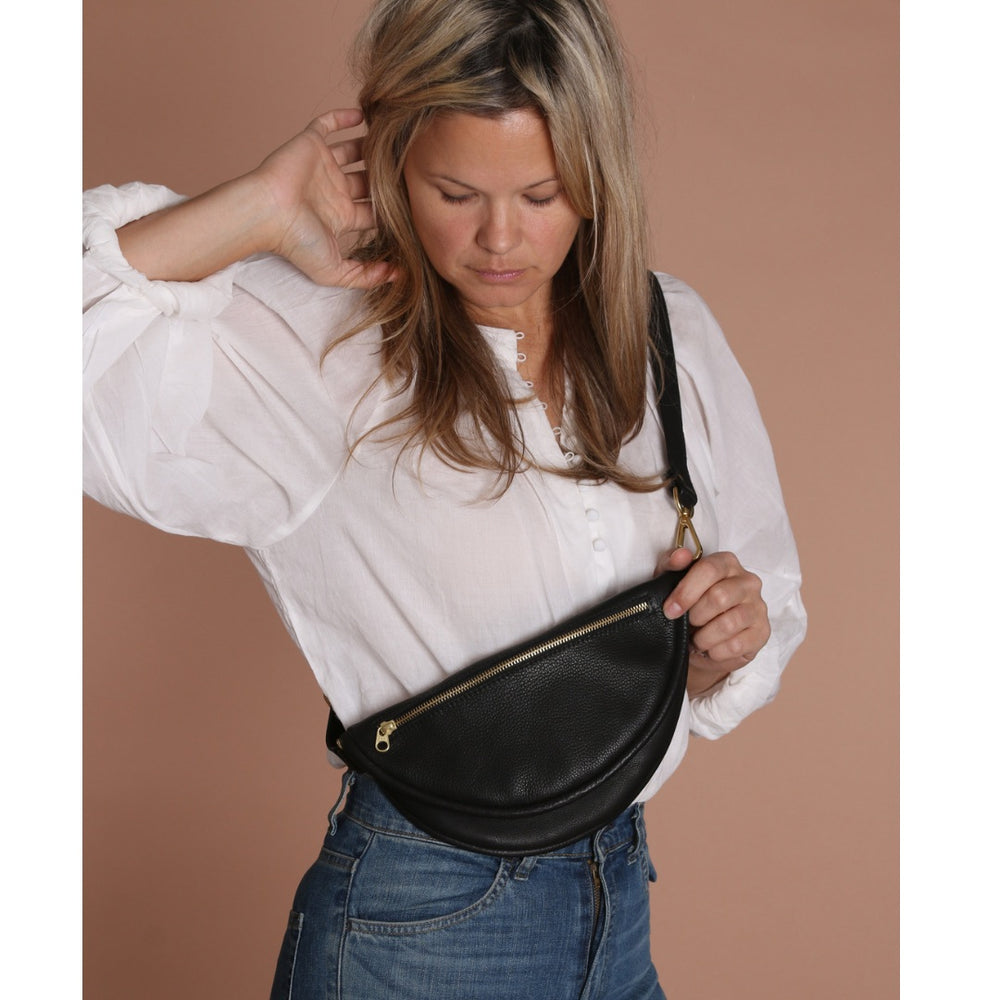
                  
                    Sling Bag, small
                  
                